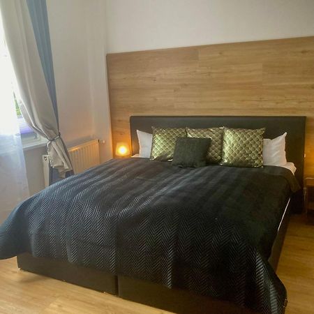 Hostel & Hotel בראונלאגה מראה חיצוני תמונה