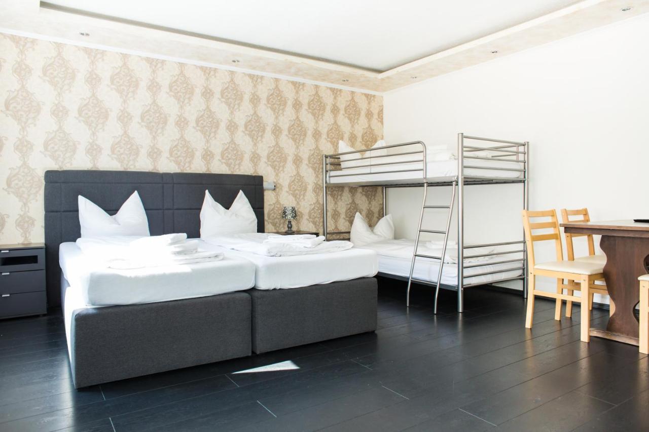 Hostel & Hotel בראונלאגה מראה חיצוני תמונה
