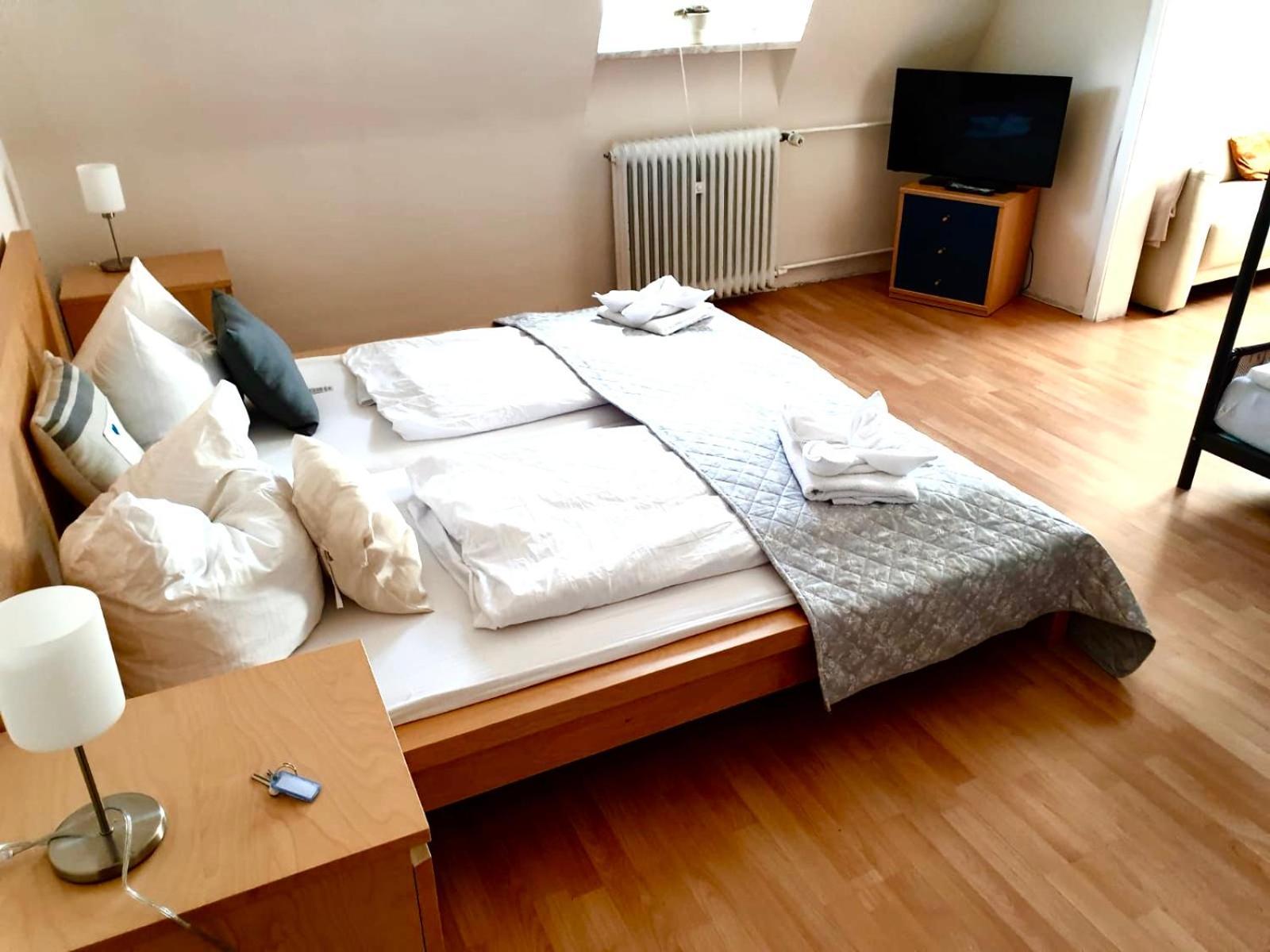 Hostel & Hotel בראונלאגה מראה חיצוני תמונה